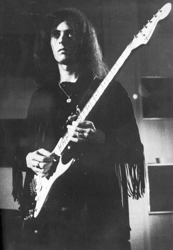 Artist Profile - Ritchie Blackmore - Pictures