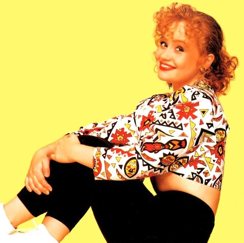 Artist Profile - Sonia - Pictures