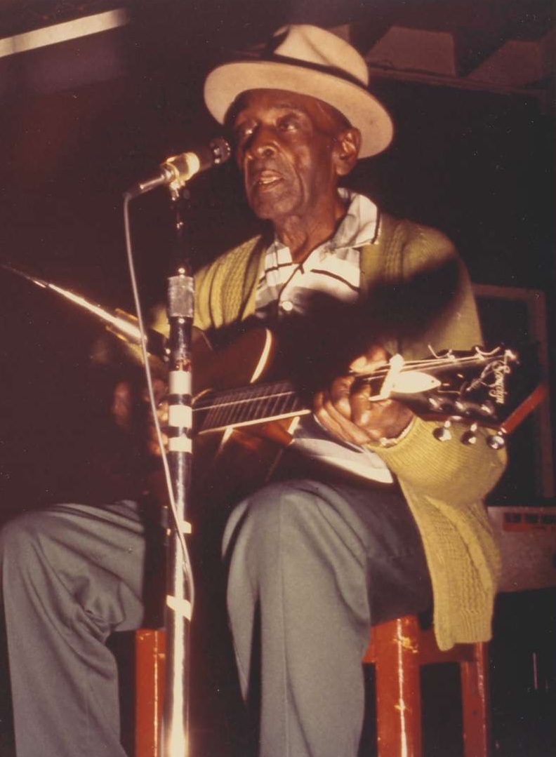 Artist Profile Mance Pictures